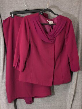 Elegant Plaza South Size 14 Skirt and Top